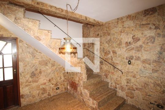 Sala de casa à venda com 4 quartos, 180m² em Vila Dom Pedro Ii, São Paulo