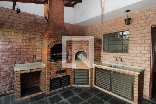 Quintal Gourmet de casa à venda com 4 quartos, 180m² em Vila Dom Pedro Ii, São Paulo