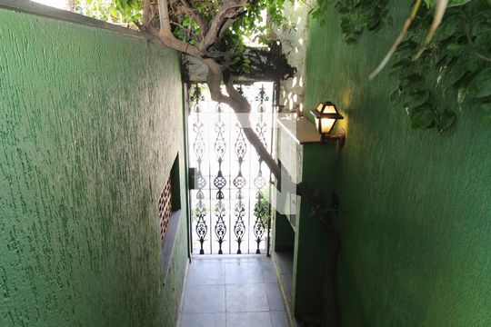 Entrada de casa à venda com 4 quartos, 180m² em Vila Dom Pedro Ii, São Paulo