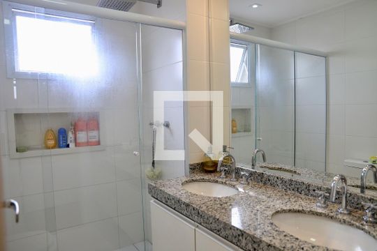 Banheiro Suíte Master de apartamento à venda com 3 quartos, 200m² em Vila Clementino, São Paulo