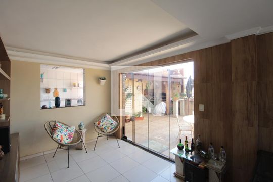 Sala de TV de apartamento à venda com 3 quartos, 175m² em Ouro Preto, Belo Horizonte