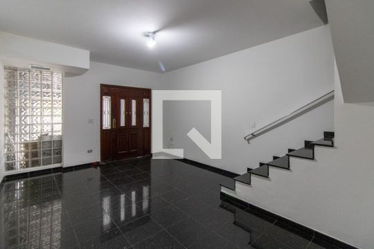 Casa para alugar com 2 quartos, 80m² em Gopouva, Guarulhos