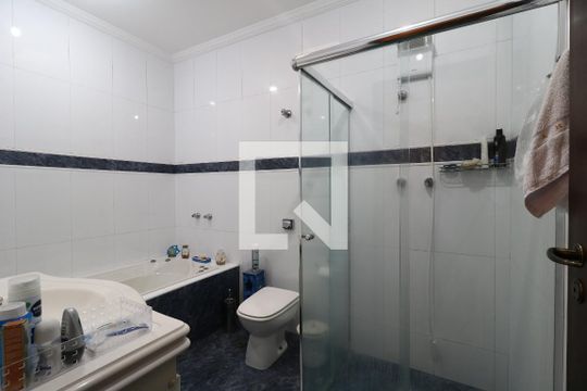 Banheiro da Suíte de casa à venda com 3 quartos, 180m² em Jardim Las Vegas, Santo André