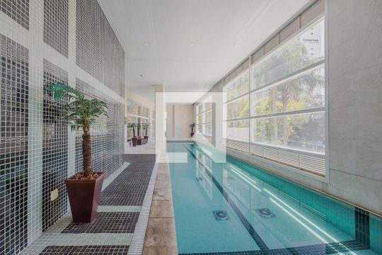 Piscina Coberta de apartamento à venda com 3 quartos, 171m² em Paraíso, São Paulo