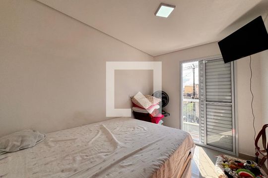 Quarto 1 de apartamento para alugar com 2 quartos, 44m² em Parque Capuava, Santo André
