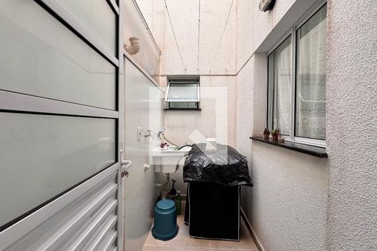 Lavanderia de apartamento para alugar com 2 quartos, 44m² em Parque Capuava, Santo André