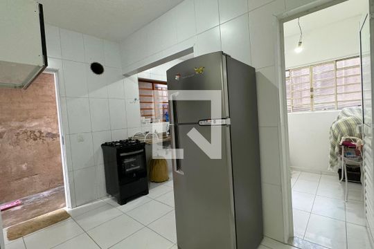 Cozinha de casa à venda com 2 quartos, 60m² em Vila Engenho Novo, Barueri