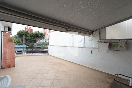 Varanda de casa para alugar com 1 quarto, 80m² em Vila Antonina, São Paulo