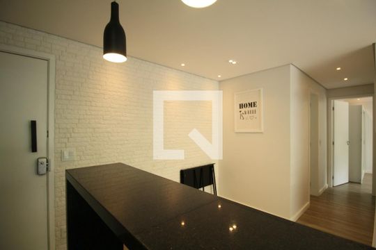Sala de apartamento para alugar com 2 quartos, 57m² em Parque Reboucas, São Paulo