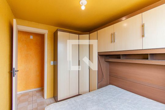 Quarto 1 de apartamento à venda com 2 quartos, 60m² em Olaria, Canoas