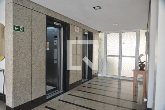 Área comum de apartamento para alugar com 3 quartos, 89m² em Vila Assunção, Santo André