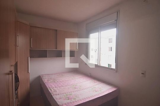 Quarto 2 de apartamento à venda com 2 quartos, 40m² em Guajuviras, Canoas