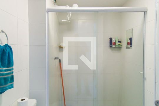 Banheiro de apartamento à venda com 1 quarto, 32m² em Belém, São Paulo