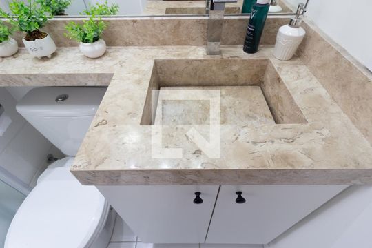 Banheiro de apartamento à venda com 2 quartos, 42m² em Jardim Nossa Senhora do Carmo, São Paulo