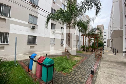Área comum de apartamento para alugar com 2 quartos, 47m² em Piedade, Rio de Janeiro
