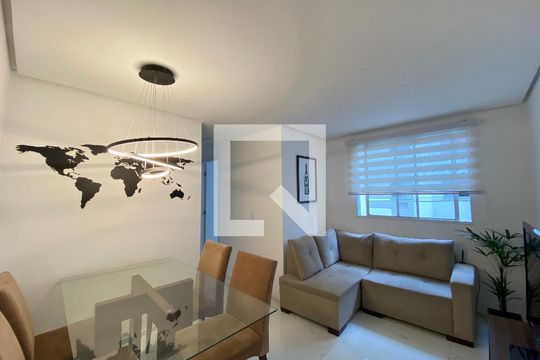 Sala de apartamento para alugar com 2 quartos, 47m² em Piedade, Rio de Janeiro