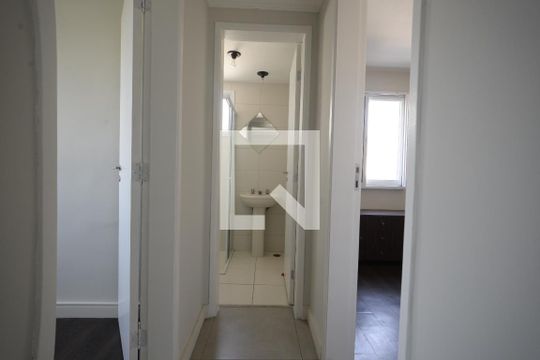 Corredor de apartamento para alugar com 2 quartos, 55m² em Ipiranga, São Paulo
