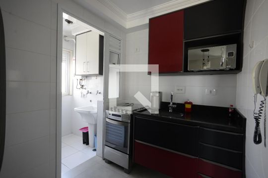 Cozinha de apartamento para alugar com 2 quartos, 55m² em Ipiranga, São Paulo