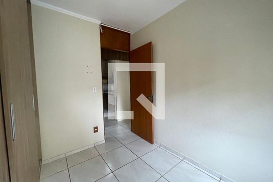 Quarto  de apartamento à venda com 2 quartos, 49m² em São Miguel, São Leopoldo