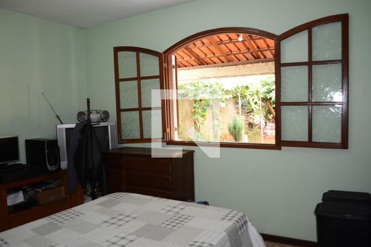 Quarto 1 de casa à venda com 3 quartos, 500m² em Dom Silverio, Belo Horizonte