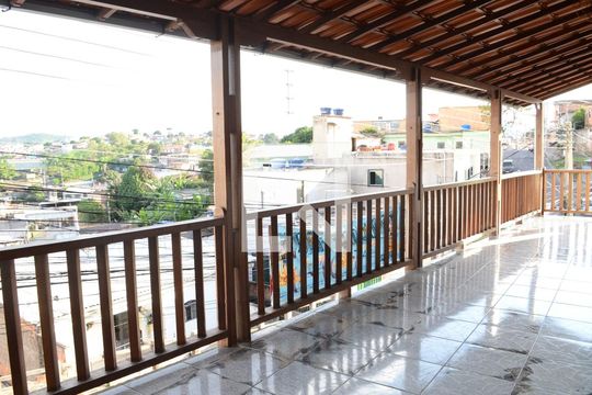 Varanda de casa à venda com 3 quartos, 500m² em Dom Silverio, Belo Horizonte