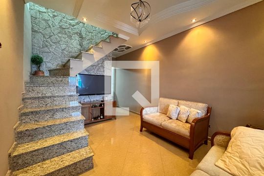 Sala de casa à venda com 3 quartos, 132m² em Parque São Vicente, Mauá