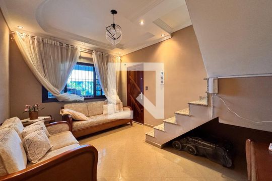 Sala de casa à venda com 3 quartos, 132m² em Parque São Vicente, Mauá