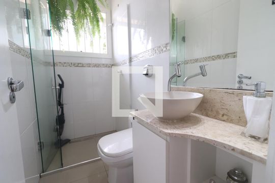 Banheiro de casa à venda com 4 quartos, 204m² em Ideal, Novo Hamburgo