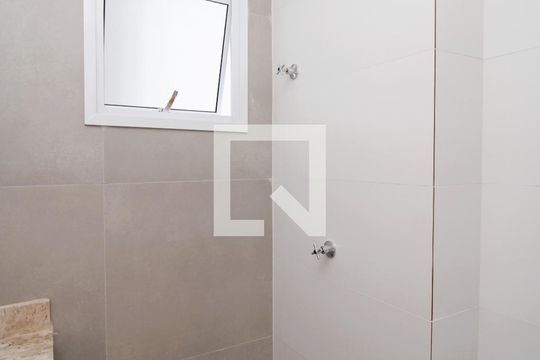 Banheiro de apartamento à venda com 2 quartos, 42m² em Vila Nova Mazzei, São Paulo