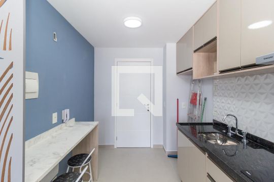Cozinha de kitnet/studio para alugar com 1 quarto, 25m² em Tatuapé, São Paulo
