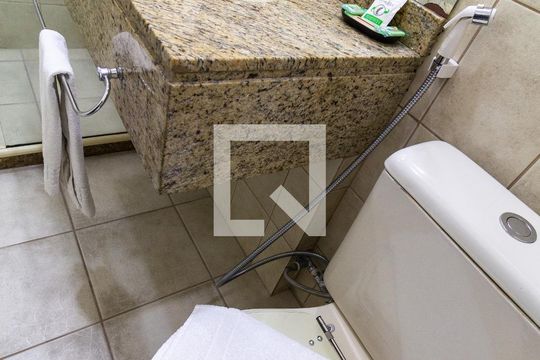 Banheiro de kitnet/studio à venda com 1 quarto, 38m² em Perdizes, São Paulo