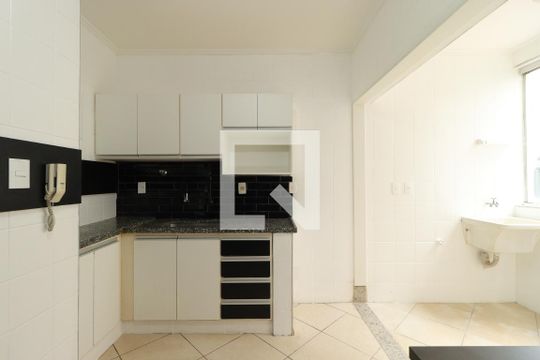 Cozinha de apartamento para alugar com 2 quartos, 116m² em Jardim Castelo Branco, Ribeirão Preto