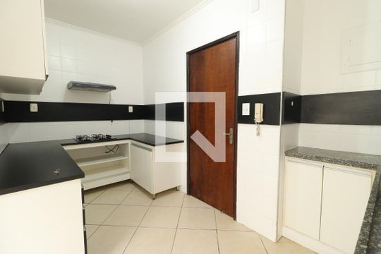 Cozinha de apartamento para alugar com 2 quartos, 116m² em Jardim Castelo Branco, Ribeirão Preto