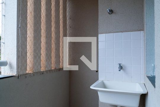 Área de Serviço de apartamento para alugar com 2 quartos, 48m² em Jardim das Estrelas, Sorocaba