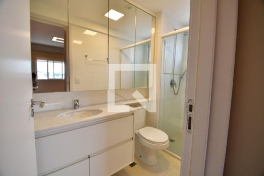 Banheiro 1 de apartamento à venda com 3 quartos, 106m² em Fazenda São Quirino, Campinas
