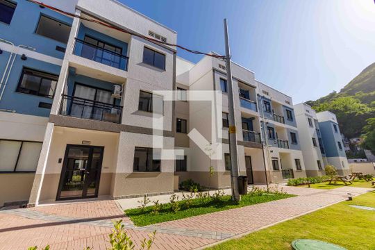 Fachada de apartamento à venda com 2 quartos, 50m² em Recreio dos Bandeirantes, Rio de Janeiro