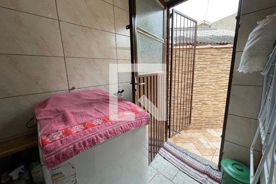 Lavandeira de casa à venda com 2 quartos, 70m² em Campina, São Leopoldo