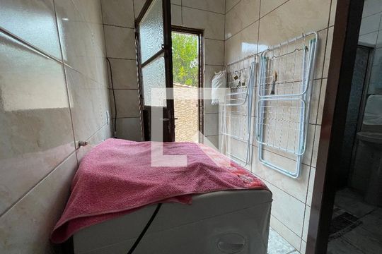 Lavandeira de casa à venda com 2 quartos, 70m² em Campina, São Leopoldo