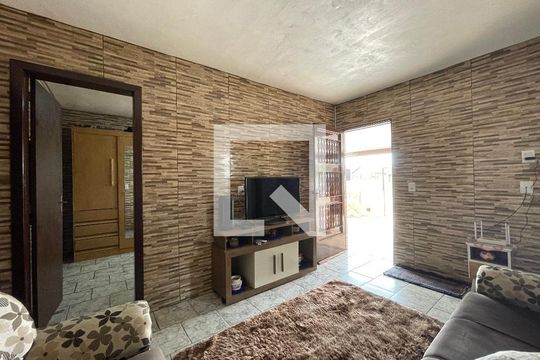 Sala de casa à venda com 2 quartos, 70m² em Campina, São Leopoldo