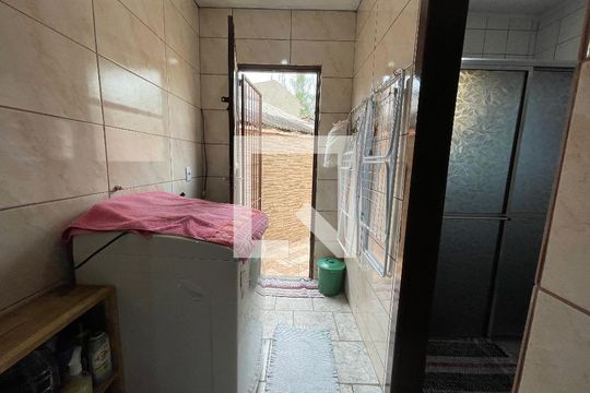 Lavandeira de casa à venda com 2 quartos, 70m² em Campina, São Leopoldo