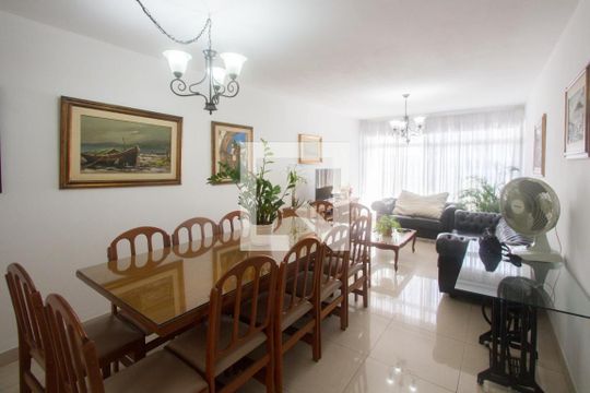 Sala de casa à venda com 5 quartos, 200m² em Brooklin, São Paulo