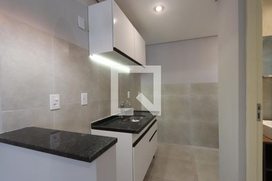 Cozinha de kitnet/studio para alugar com 1 quarto, 27m² em Vila Formosa, São Paulo