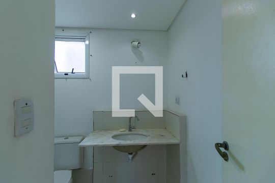 Banheiro da Suíte de apartamento para alugar com 2 quartos, 69m² em Jardim Barbacena, Cotia