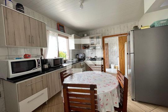 Cozinha de casa à venda com 4 quartos, 550m² em Campestre, São Leopoldo