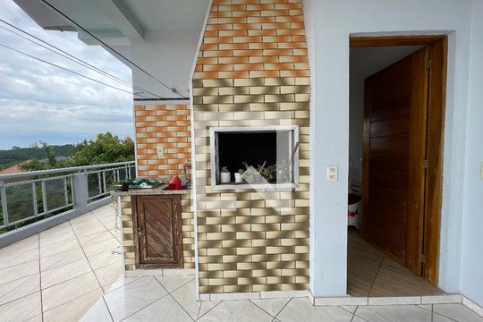 Área Externa de casa à venda com 4 quartos, 550m² em Campestre, São Leopoldo