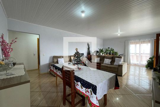 Sala de casa à venda com 4 quartos, 550m² em Campestre, São Leopoldo