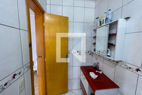 Banheiro 1 de casa à venda com 4 quartos, 550m² em Campestre, São Leopoldo