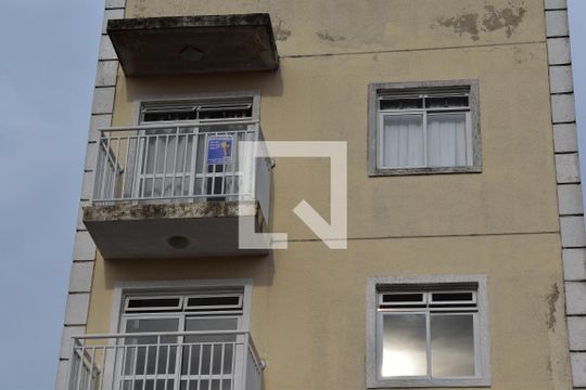 Plaquinha de apartamento à venda com 2 quartos, 48m² em Alto Boqueirão, Curitiba