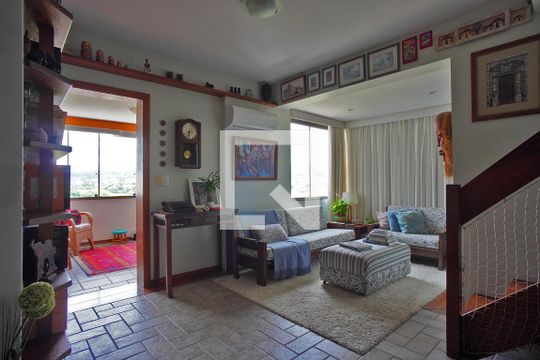 Sala de apartamento à venda com 4 quartos, 208m² em Petrópolis, Porto Alegre