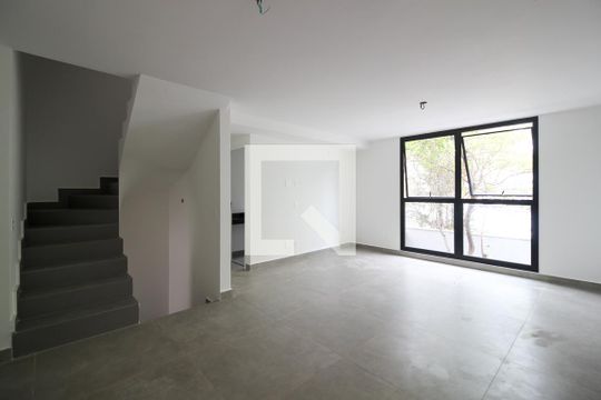 Casa de Condomínio à venda com 3 quartos, 225m² em Vila Madalena, São Paulo
